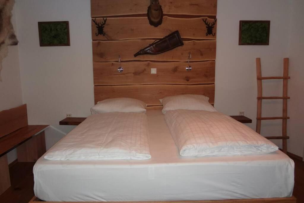 Charmate Rustikale Jägersuite Mit El.kamin H2o Therme Oberhof *