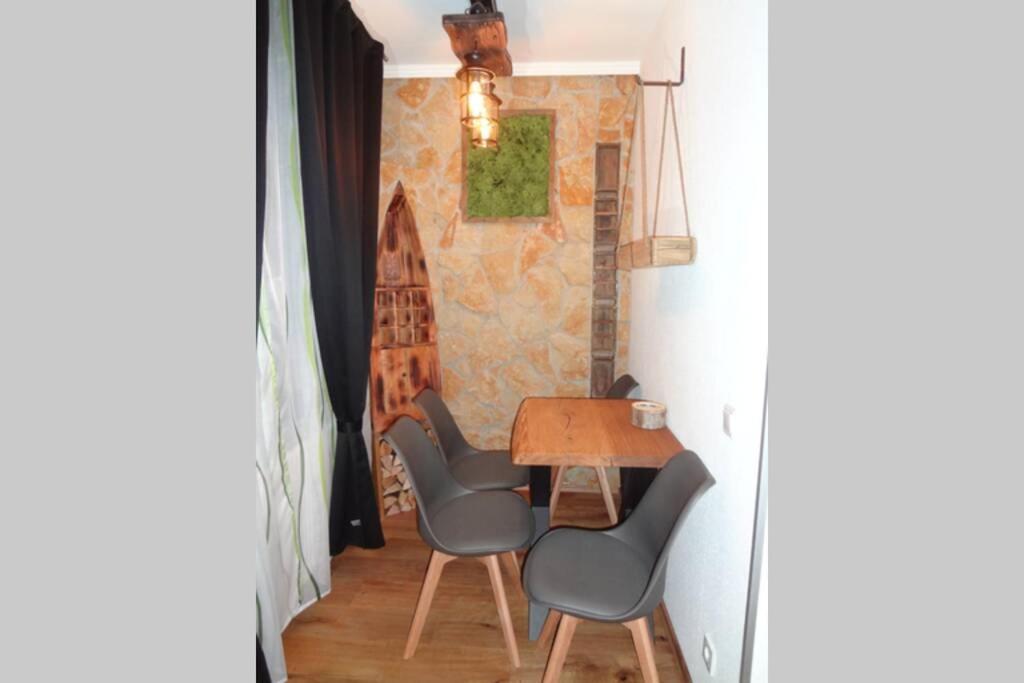 Appartement Charmante Rustikale Jaegersuite Mit El Kamin H2o Therme Oberhof